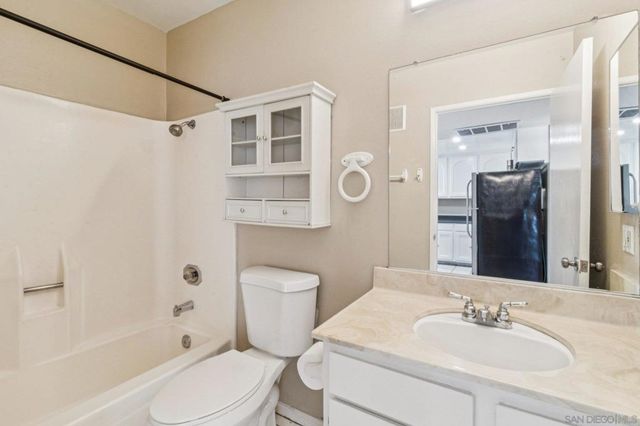 475 N Midway Dr 254, Escondido, CA 92027
