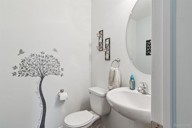 8933 Ringneck Drive, Ypsilanti, MI 48197