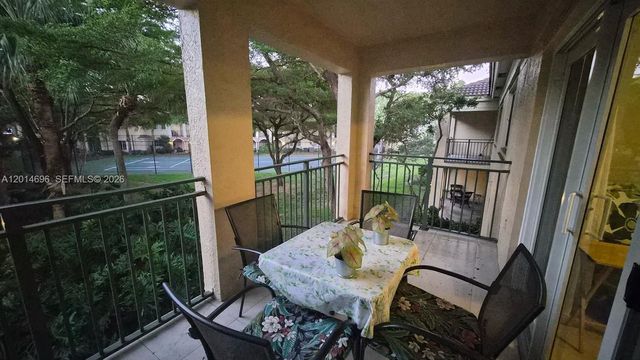 2486 Centergate Dr 203, Miramar, FL 33025