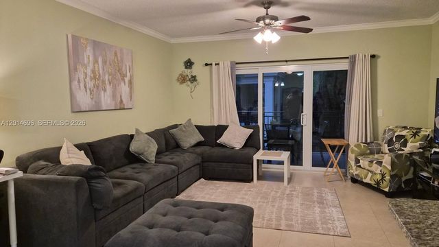 2486 Centergate Dr 203, Miramar, FL 33025