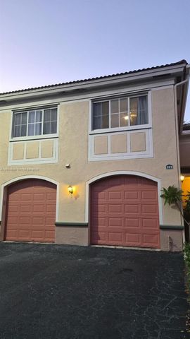 2486 Centergate Dr 203, Miramar, FL 33025