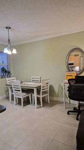 2486 Centergate Dr 203, Miramar, FL 33025