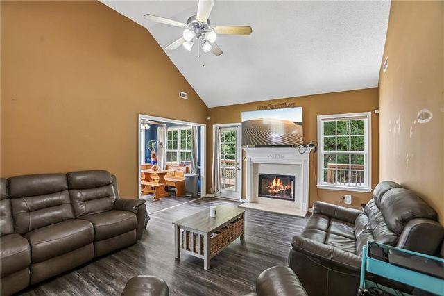 25 Sunset Ridge Drive, Newnan, GA 30263