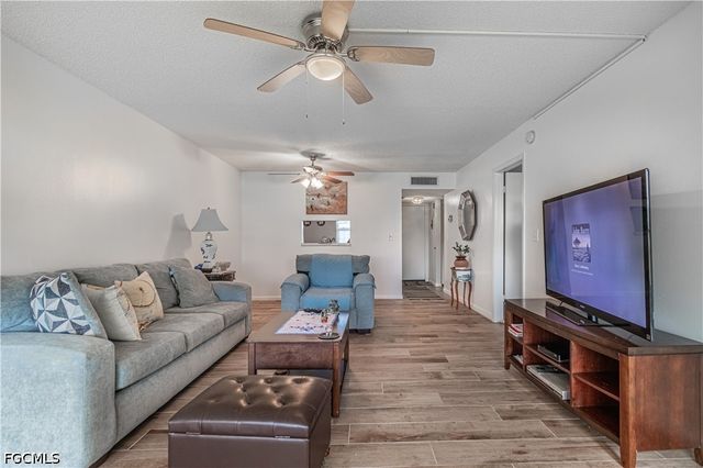1580 Pine Valley DR 103, Fort Myers, FL 33907