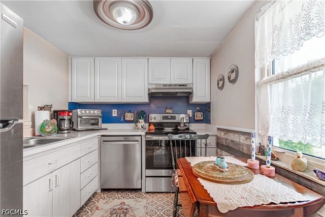 1580 Pine Valley DR 103, Fort Myers, FL 33907