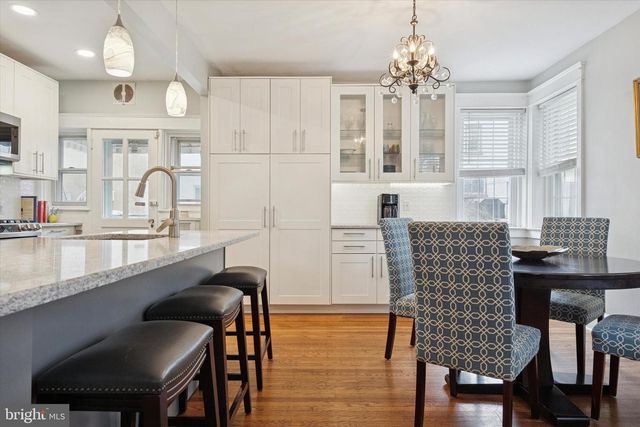 28 CHATHAM RD, Ardmore, PA 19003