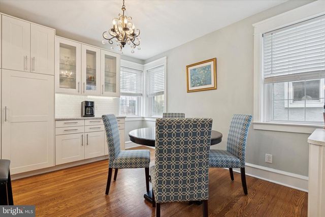 28 CHATHAM RD, Ardmore, PA 19003