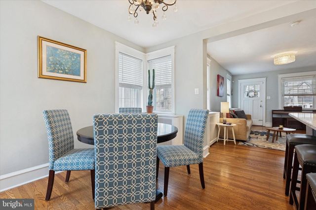 28 CHATHAM RD, Ardmore, PA 19003