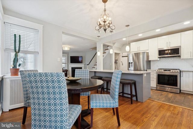 28 CHATHAM RD, Ardmore, PA 19003