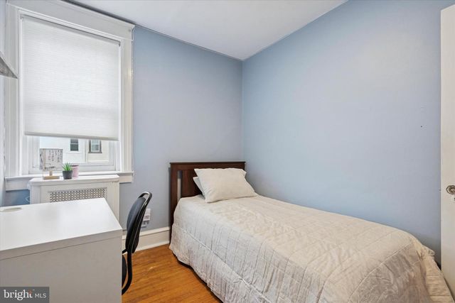 28 CHATHAM RD, Ardmore, PA 19003