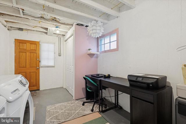 28 CHATHAM RD, Ardmore, PA 19003