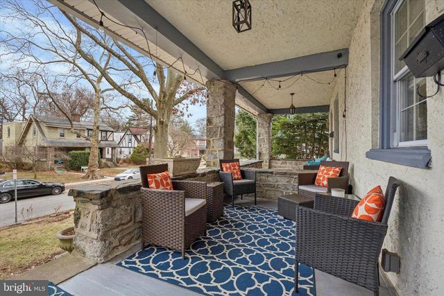 28 CHATHAM RD, Ardmore, PA 19003