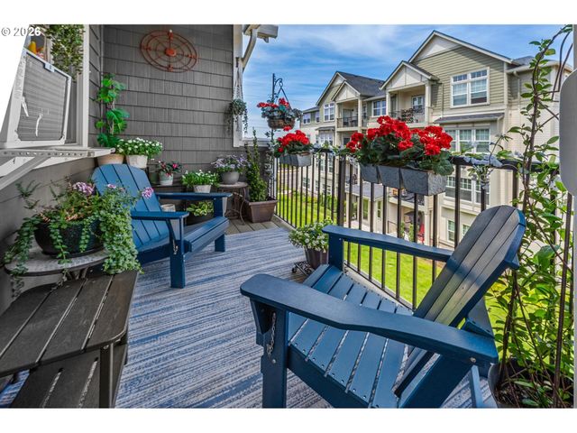 17181 Sw SNOWDALE St 306, Beaverton, OR 97007