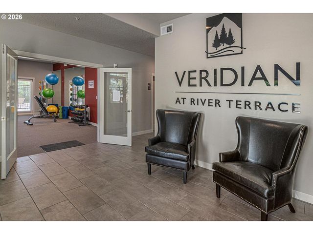 17181 Sw SNOWDALE St 306, Beaverton, OR 97007