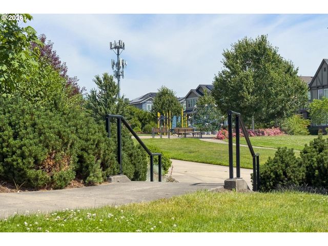 17181 Sw SNOWDALE St 306, Beaverton, OR 97007