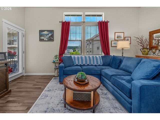 17181 Sw SNOWDALE St 306, Beaverton, OR 97007