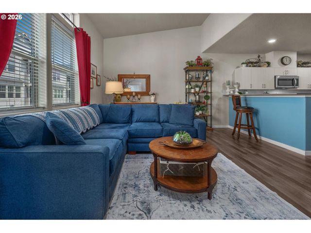 17181 Sw SNOWDALE St 306, Beaverton, OR 97007