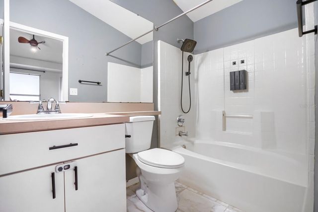 701 PERIWINKLE POINTE PLACE, Seffner, FL 33584