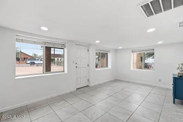 3638 S Liberty Avenue, Tucson, AZ 85713