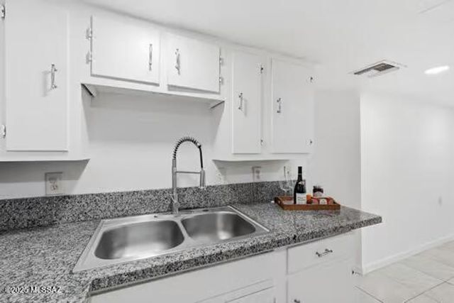 3638 S Liberty Avenue, Tucson, AZ 85713