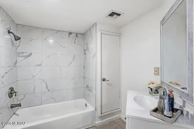 3638 S Liberty Avenue, Tucson, AZ 85713