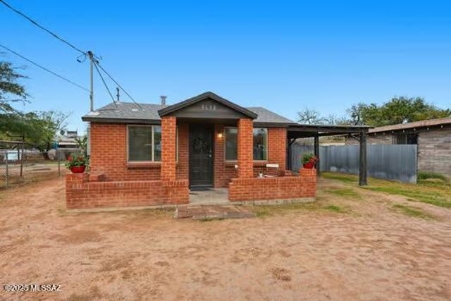 3638 S Liberty Avenue, Tucson, AZ 85713