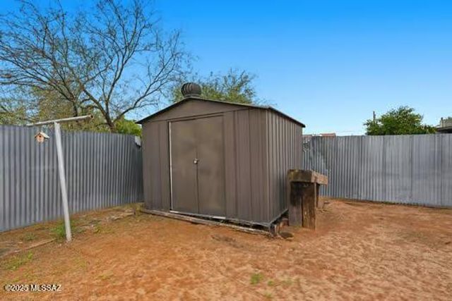 3638 S Liberty Avenue, Tucson, AZ 85713