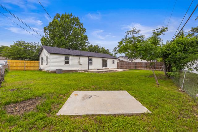 3708 Katrine Street, Haltom City, TX 76117