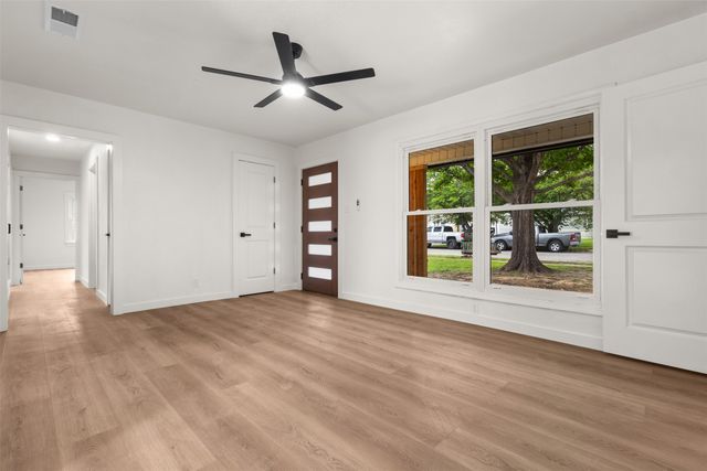 3708 Katrine Street, Haltom City, TX 76117