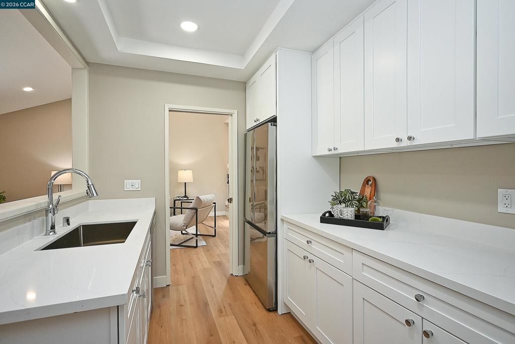 Image 20 of property listing at 110 Alamo Sq, Alamo, CA 94507