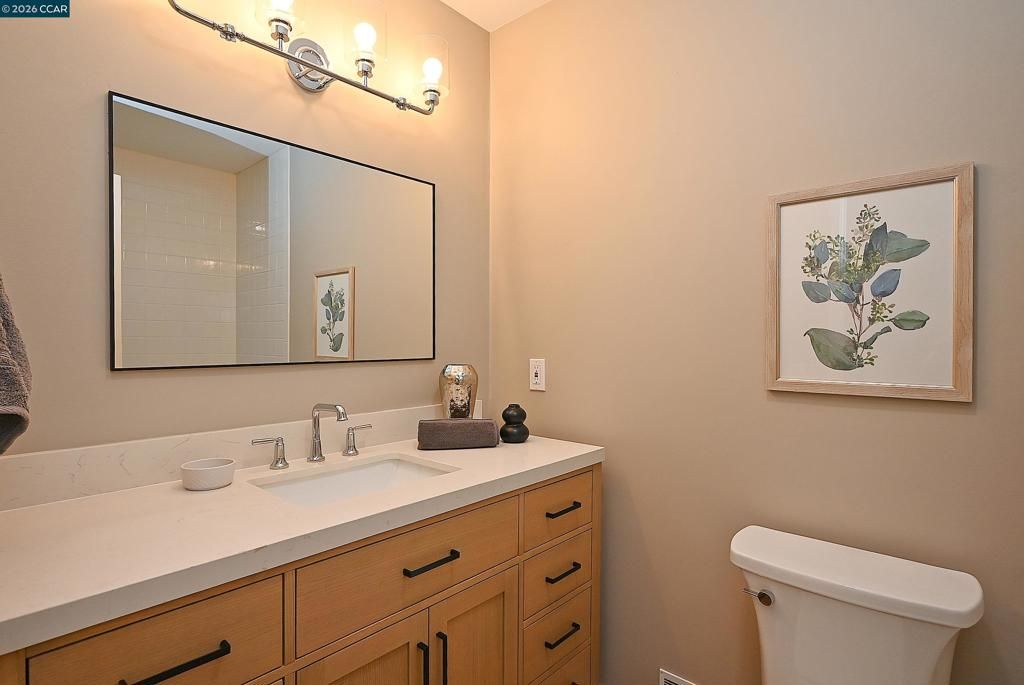 Image 26 of property listing at 110 Alamo Sq, Alamo, CA 94507