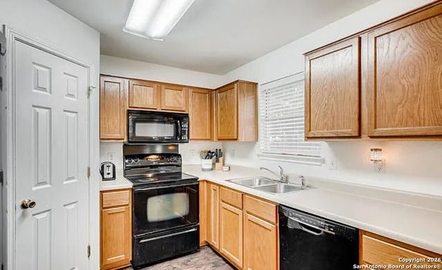 8959 Scarlet Creek, Universal City, TX 78148