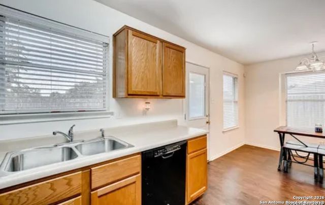 8959 Scarlet Creek, Universal City, TX 78148