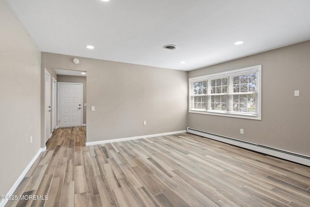 65 Innsbruck Drive, Toms River, NJ 08757
