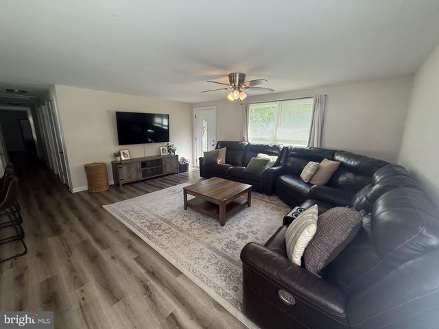 15073 RICHMOND RD, Culpeper, VA 22701