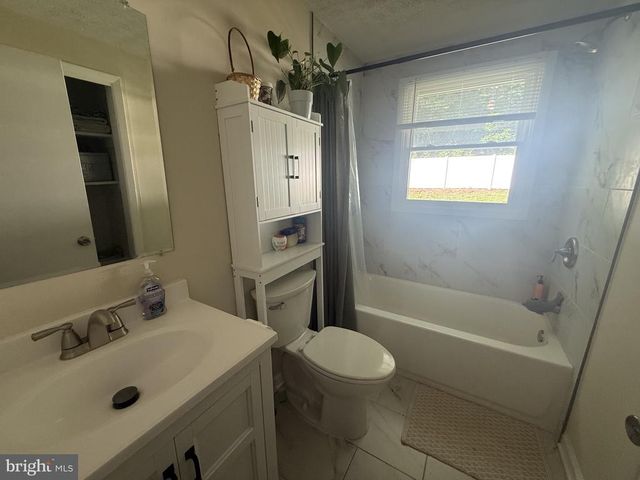 15073 RICHMOND RD, Culpeper, VA 22701