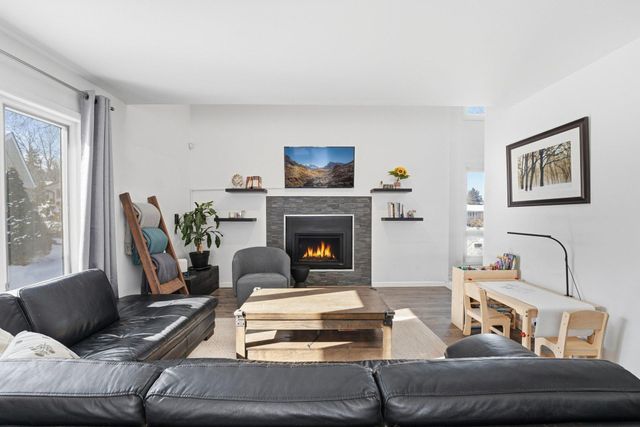 9865 Beard Avenue S, Bloomington, MN 55431