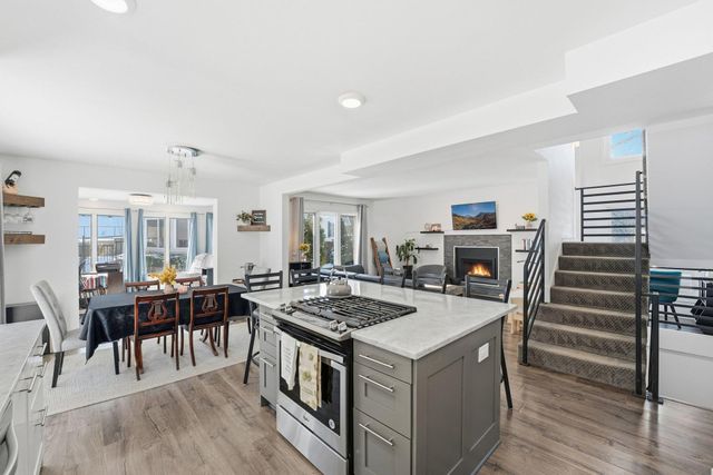 9865 Beard Avenue S, Bloomington, MN 55431