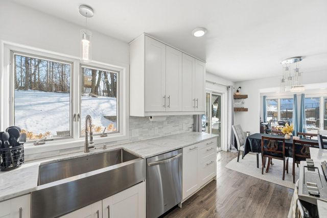 9865 Beard Avenue S, Bloomington, MN 55431