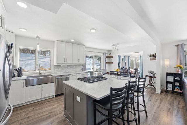 9865 Beard Avenue S, Bloomington, MN 55431