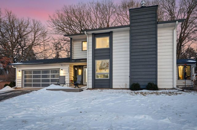 9865 Beard Avenue S, Bloomington, MN 55431