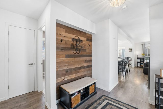 9865 Beard Avenue S, Bloomington, MN 55431