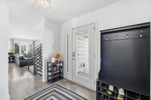 9865 Beard Avenue S, Bloomington, MN 55431