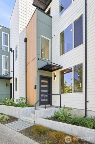 6406 Fauntleroy Way SW, Seattle, WA 98136