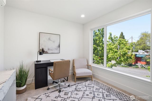 6406 Fauntleroy Way SW, Seattle, WA 98136