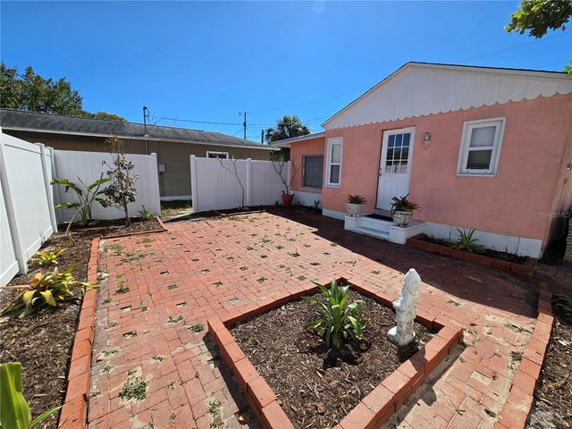 4744 7TH AVENUE N, St Petersburg, FL 33713