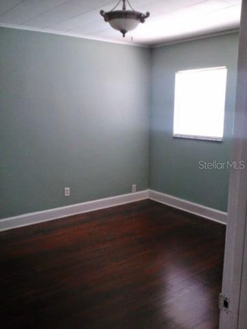 4744 7TH AVENUE N, St Petersburg, FL 33713