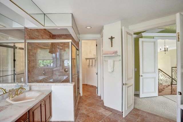 2875 NE 25th Court, Fort Lauderdale, FL 33305