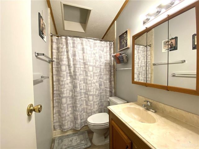 2307 W Bogey Drive, Mission, TX 78572