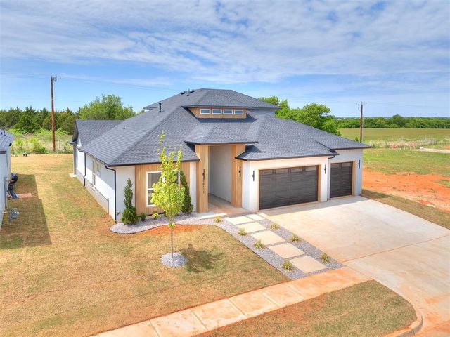 14601 Astor Lane, Yukon, OK 73099